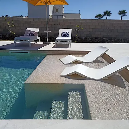 Casa Karina Sun&pool&relax * Specchia