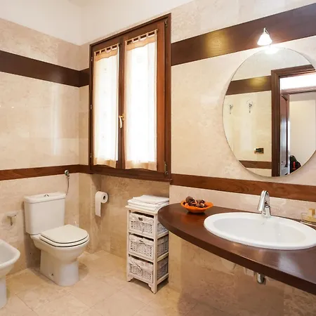 Casa Karina Sun&pool&relax * Specchia