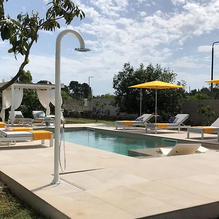 Casa Karina Sun&pool&relax * Specchia