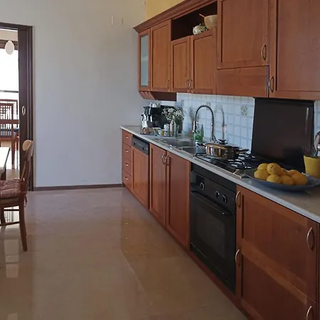 Casa Karina Sun&pool&relax * Specchia