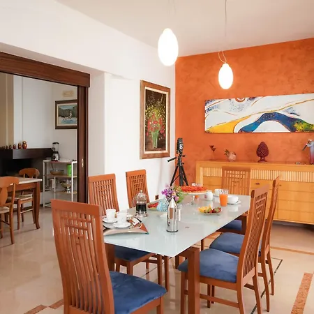 Casa Karina Sun&pool&relax דירה *